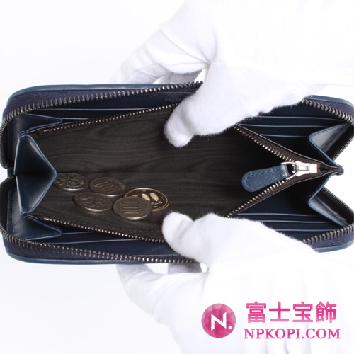 ボッテガヴェネタ カーフレザー 長財布 ネイビー 114076V46514130